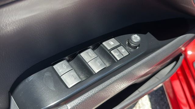 2025 Toyota Camry LE - Photo 20