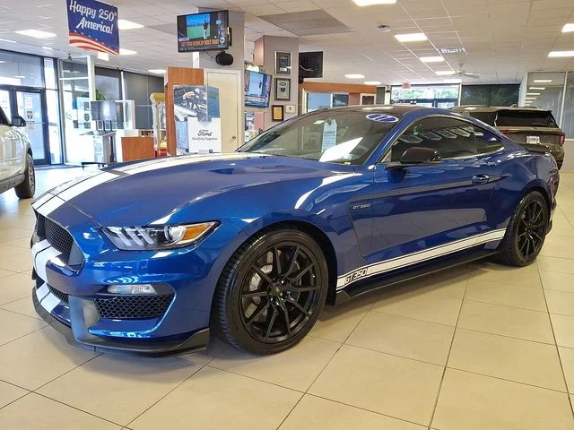 Certified Used 2017 Lightning Blue Metallic Ford Shelby GT350 image 3