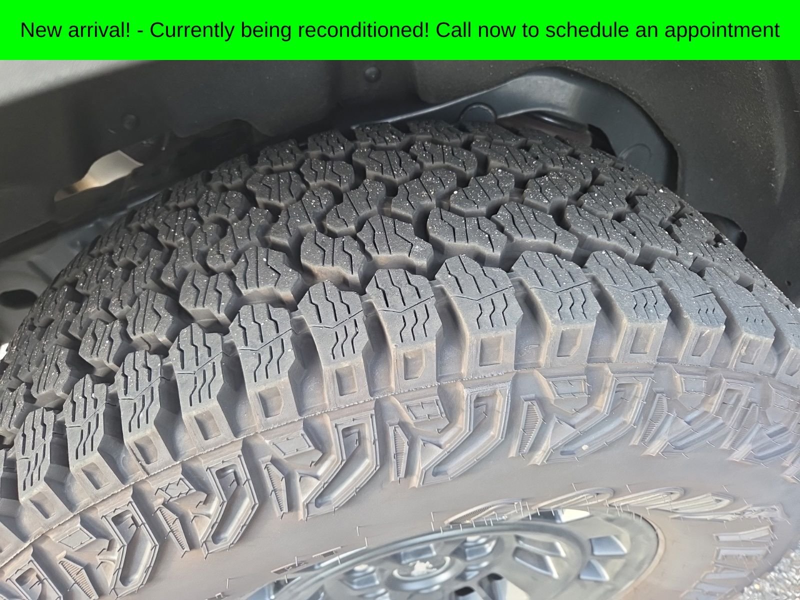 Used 2026 White Ford Badlands image 7