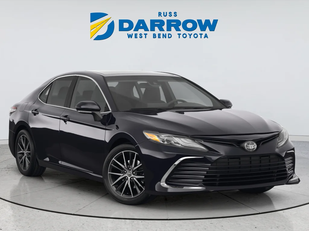 Used 2024 Red Toyota XLE image 6