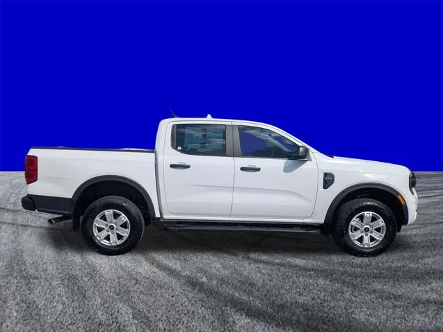 Certified Used 2025 Oxford White Ford XL image 3