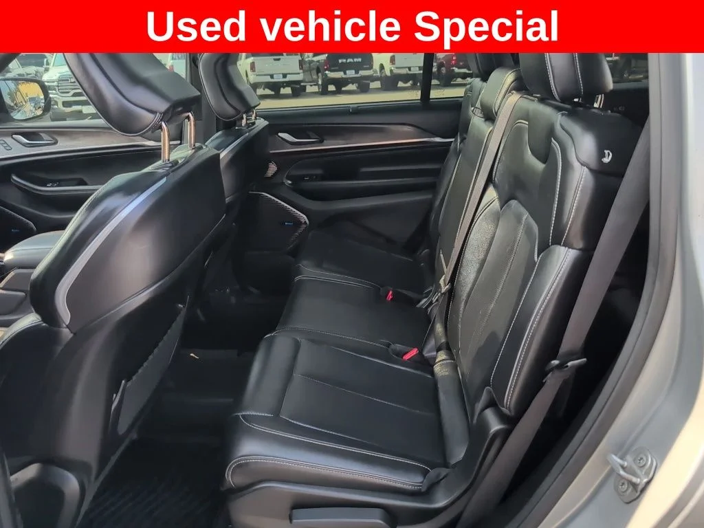 Used 2022 Silver Jeep Overland image 21