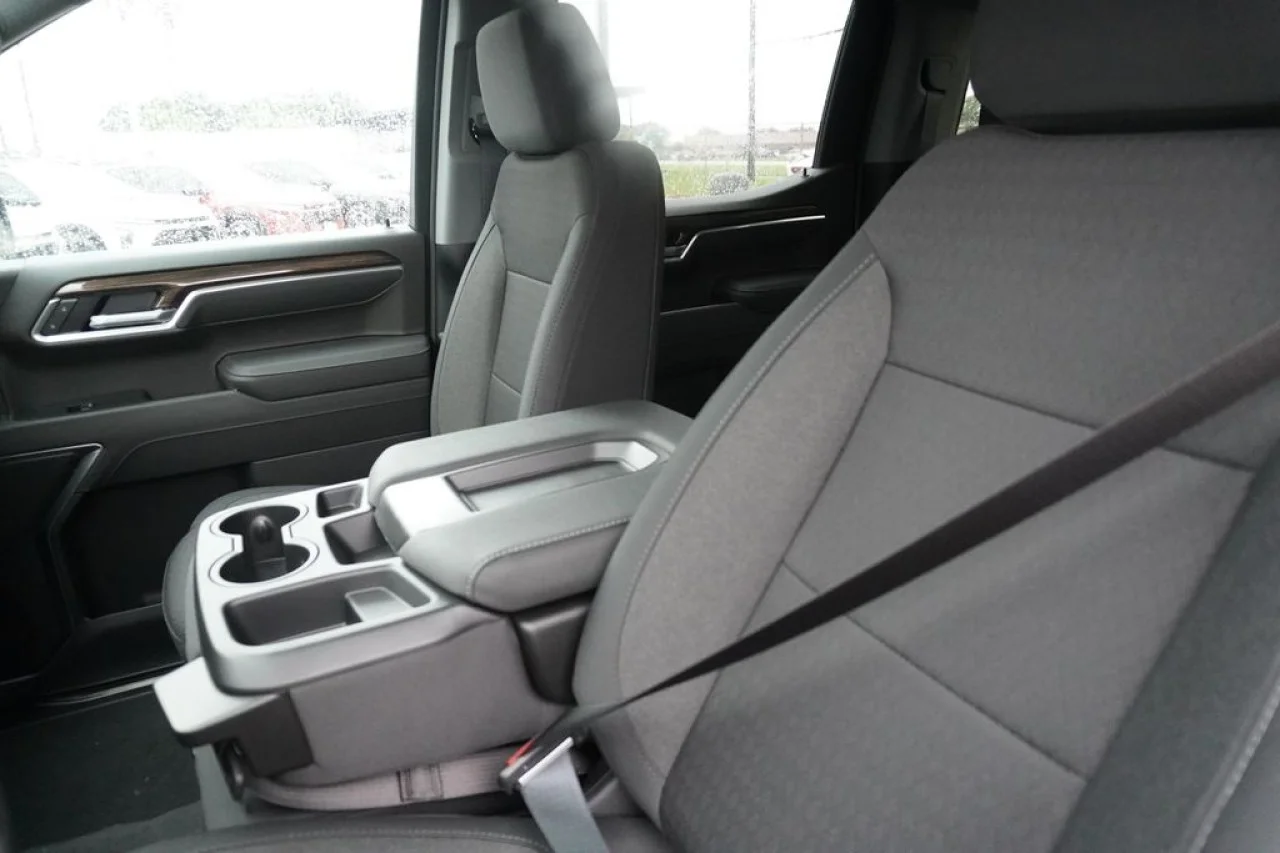2026 Chevrolet Silverado 1500 LT - Photo 19
