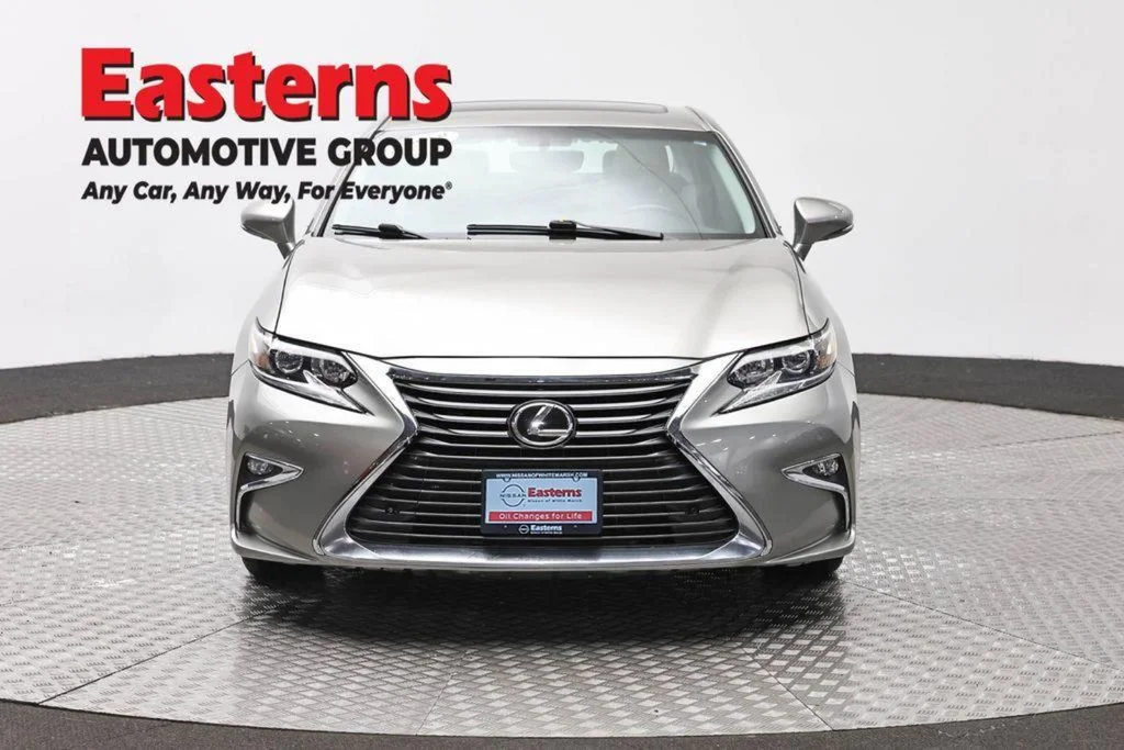 Used 2016 Silver Lexus 350 image 2