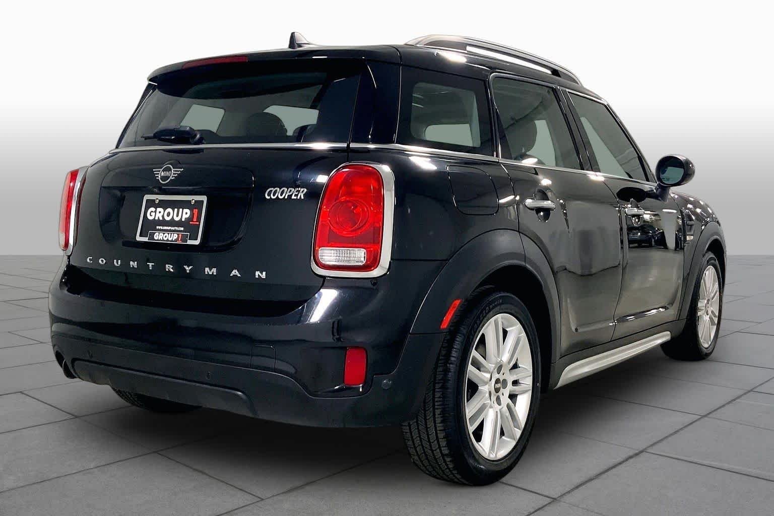 Used 2019 Midnight Black Metallic MINI Cooper image 12