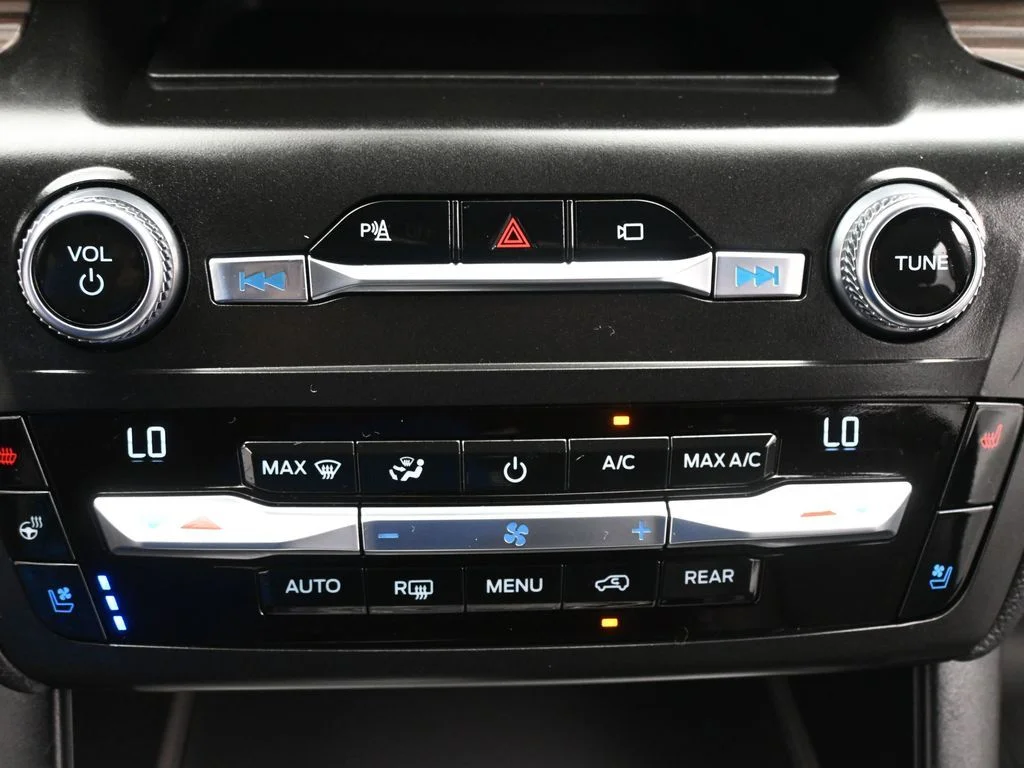 Certified Used 2020 White Ford Limited image 16