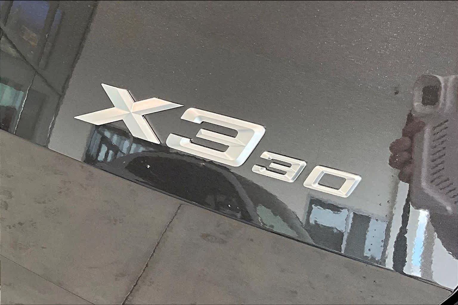 New 2026 Dark Graphite Metallic BMW 30 xDrive image 16