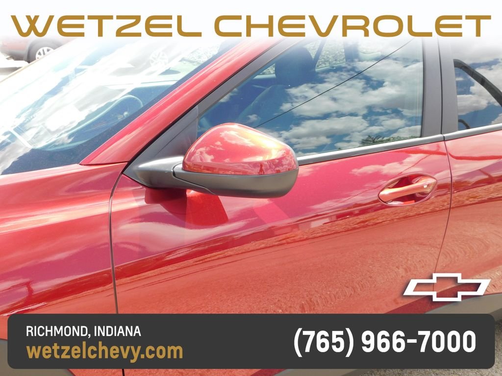 Used 2025 Red Chevrolet LT image 11