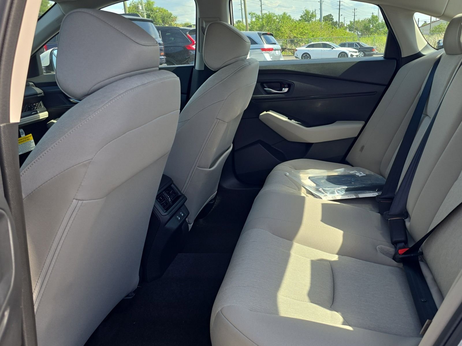 New 2026 Platinum White Pearl Honda LX image 15