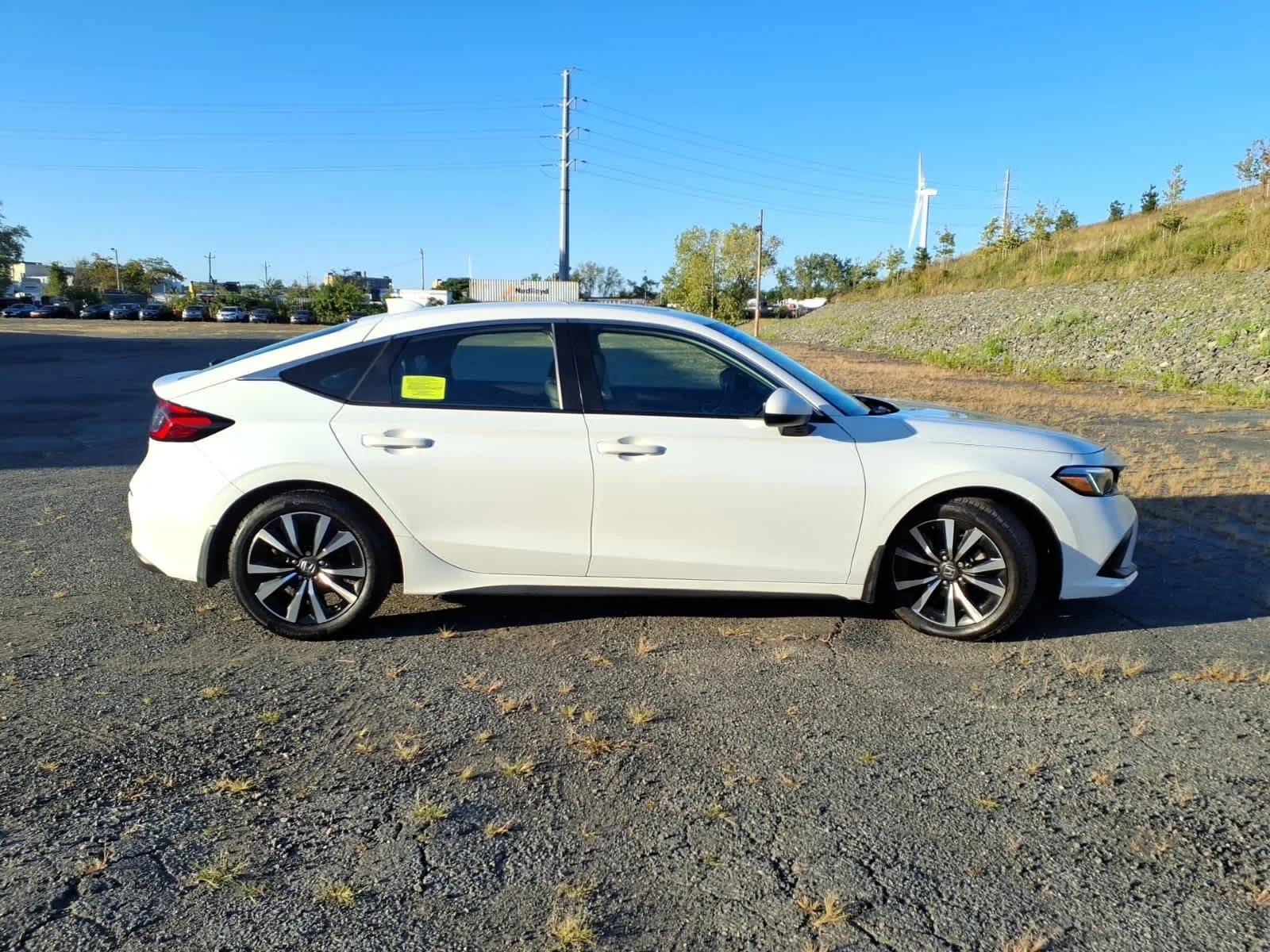 Certified Used 2024 Platinum White Pearl Honda EX-L image 6