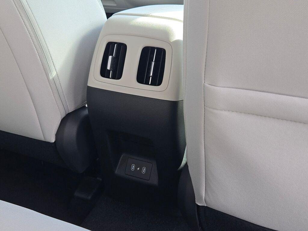 New 2026 Silver Hyundai SEL AWD image 11