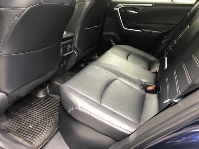 Used 2022 Blue Toyota XLE Premium image 20