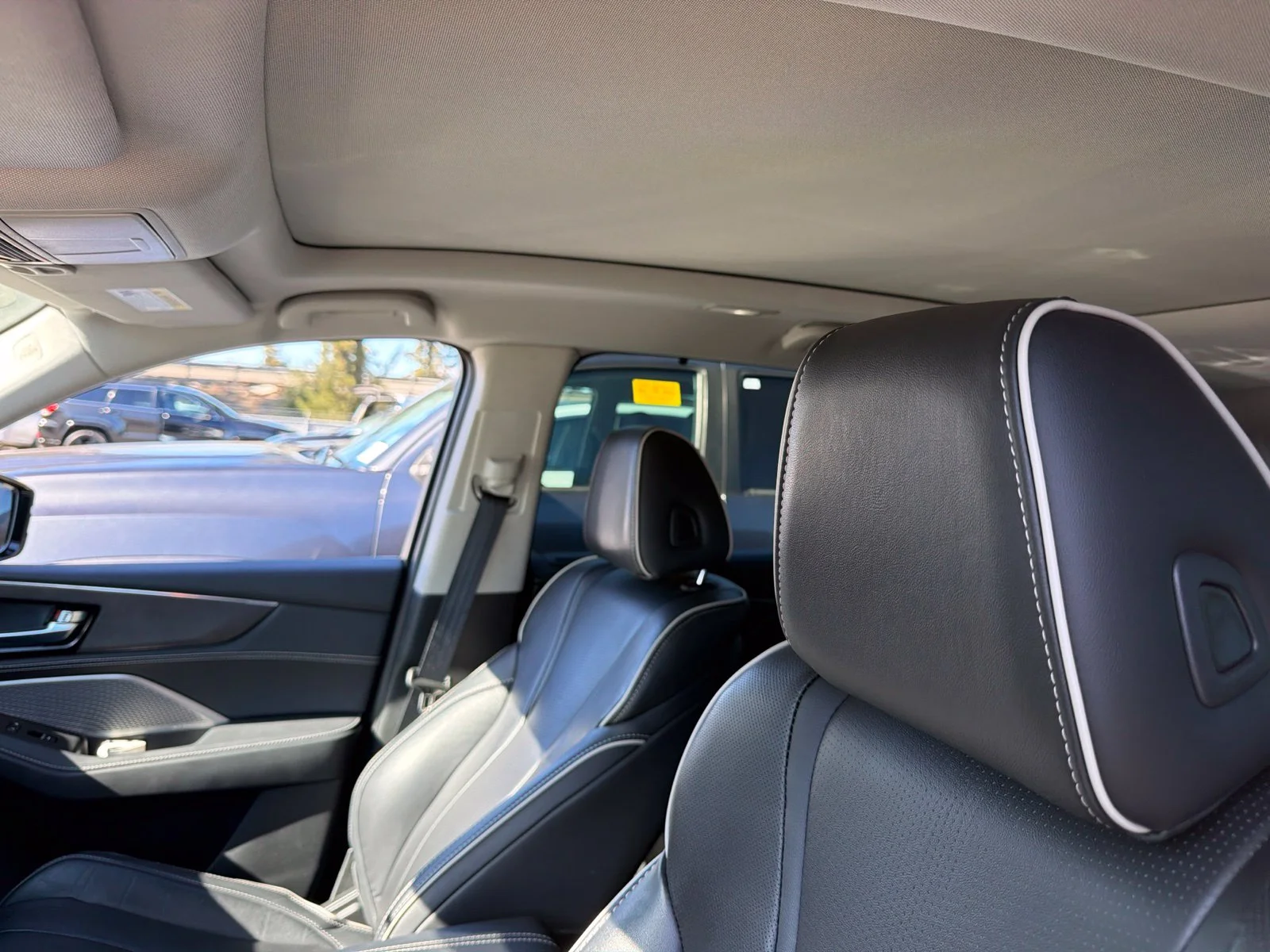 Used 2023 Liquid Carbon Metallic Acura Advance image 8