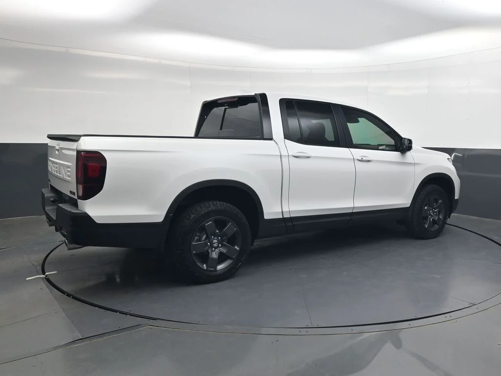 New 2026 Platinum White Pearl Honda TrailSport image 4