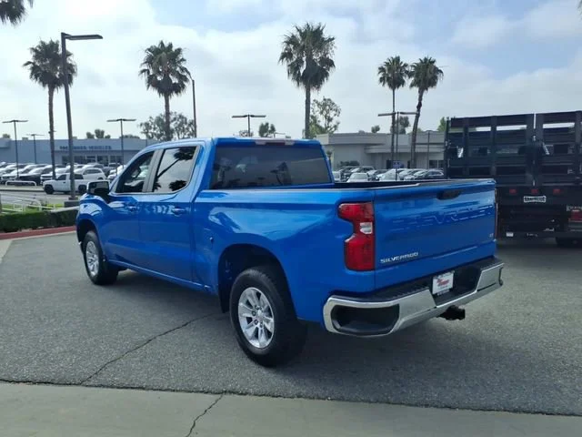 Used 2025 Riptide Blue Metallic Chevrolet LT image 8