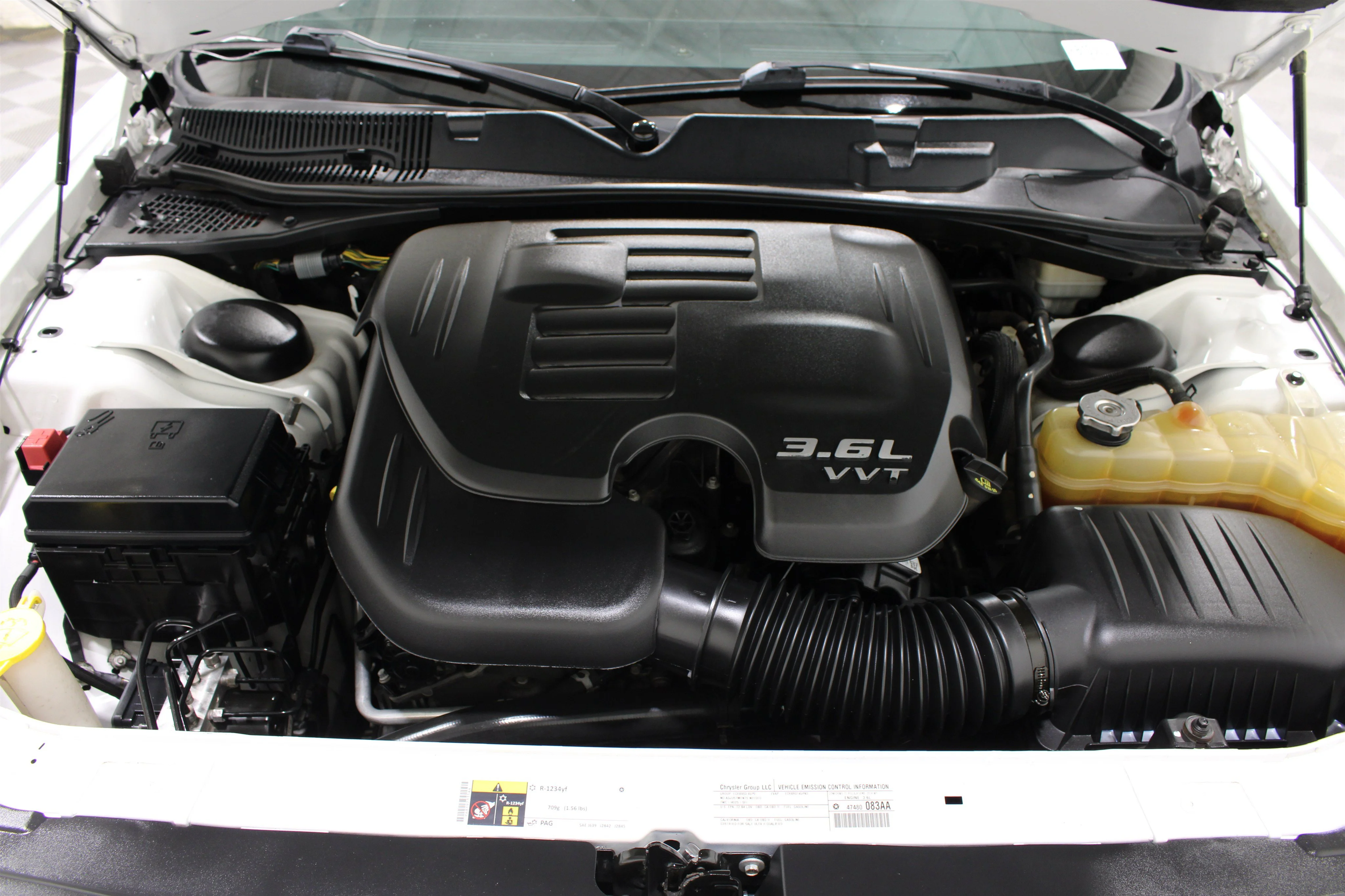 2014 Dodge Challenger SXT - Photo 31