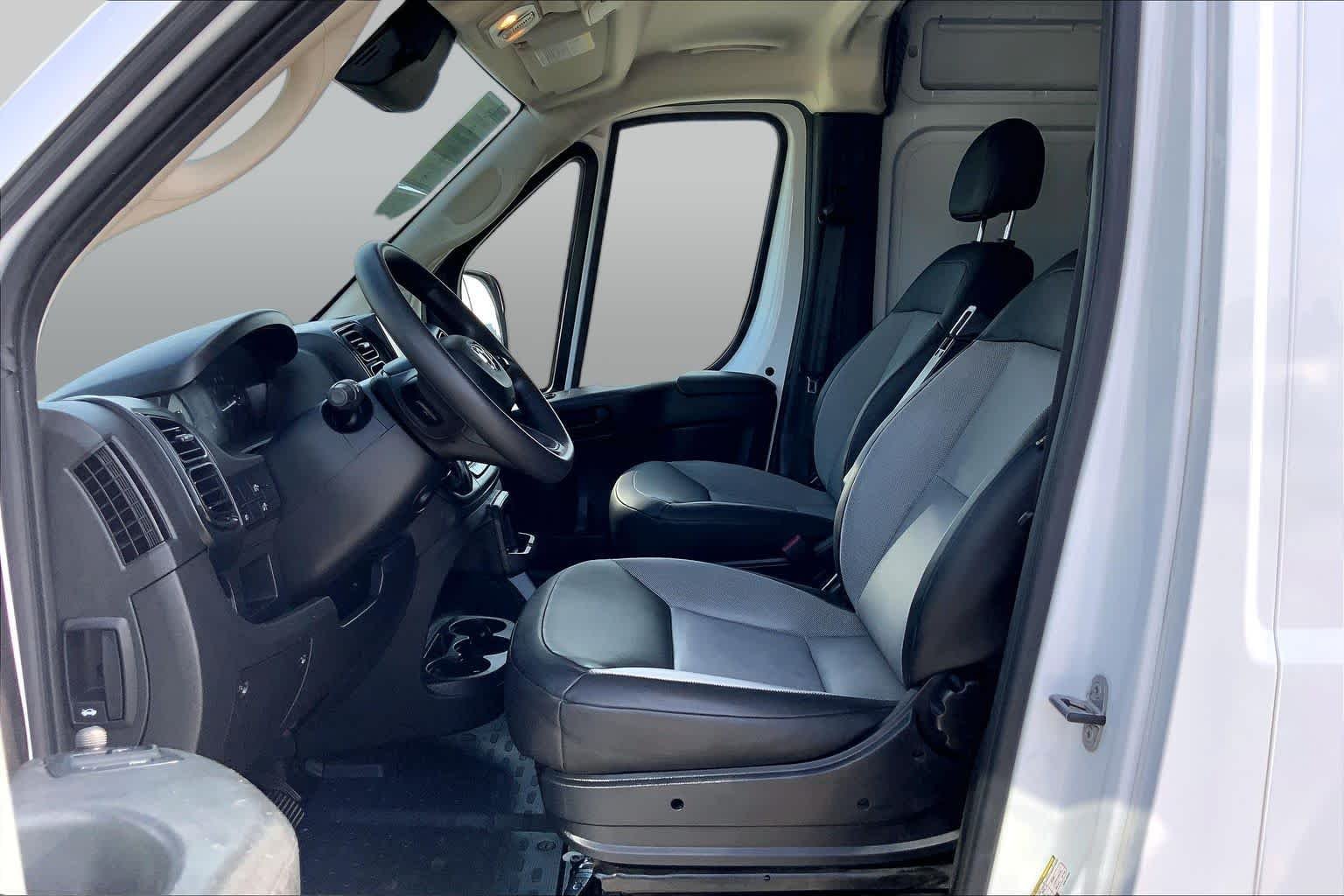 Used 2025 Bright White Clearcoat Ram Tradesman image 8