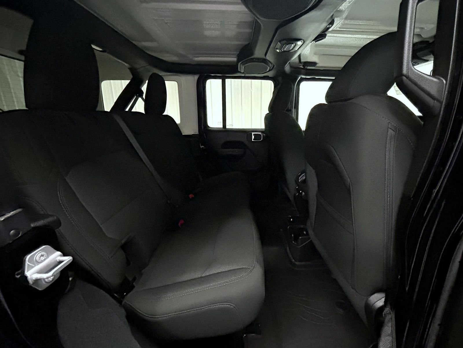 Used 2022 Black Jeep Unlimited Sport S image 18