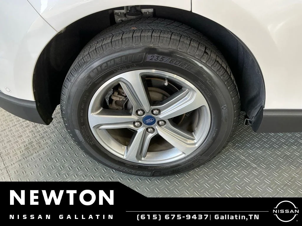 Used 2019 White Platinum Clearcoat Metallic Ford Titanium image 54