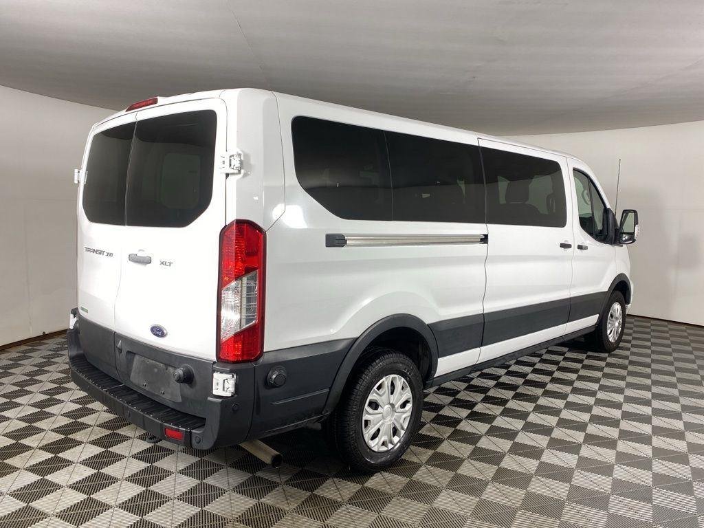 Used 2024 Oxford White Ford XLT image 9