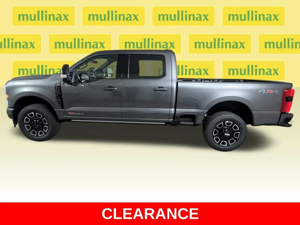New 2026 Gray Ford Platinum image 2