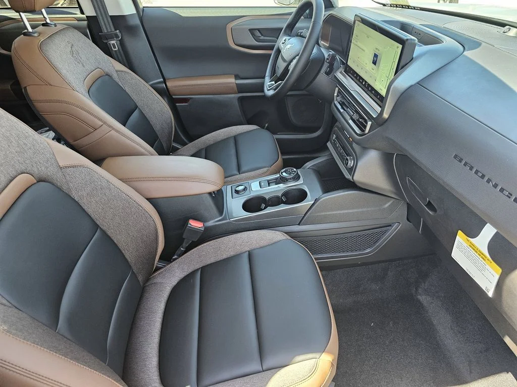 New 2026 Azure Gray Metallic Tri-Coat Ford Outer Banks® image 12