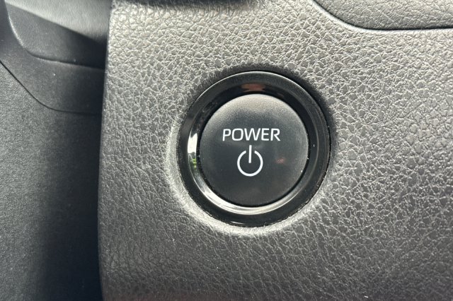 Used 2025 White Toyota LE image 24