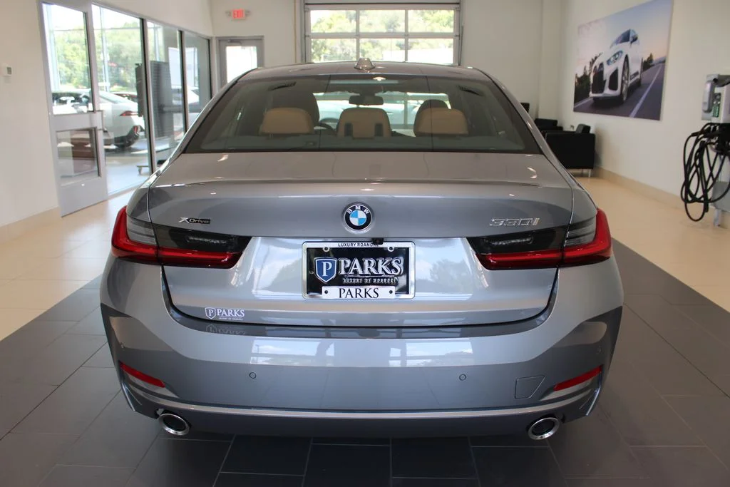New 2026 Skyscraper Grey Metallic BMW 330i xDrive image 25