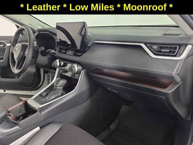 Used 2025 Pearl Toyota Limited image 29