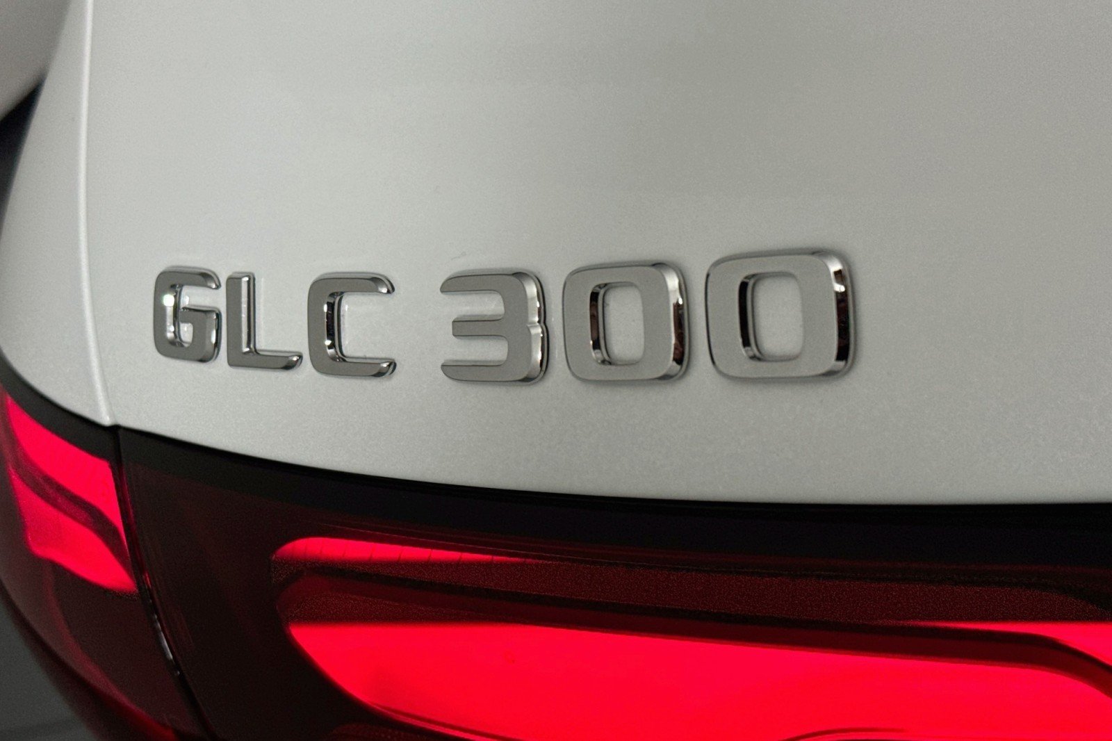 Certified Used 2026 Polar White Mercedes-Benz 300 image 10