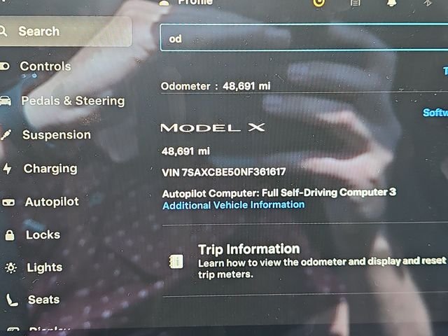 2022 Tesla Model X Long Range - Photo 10
