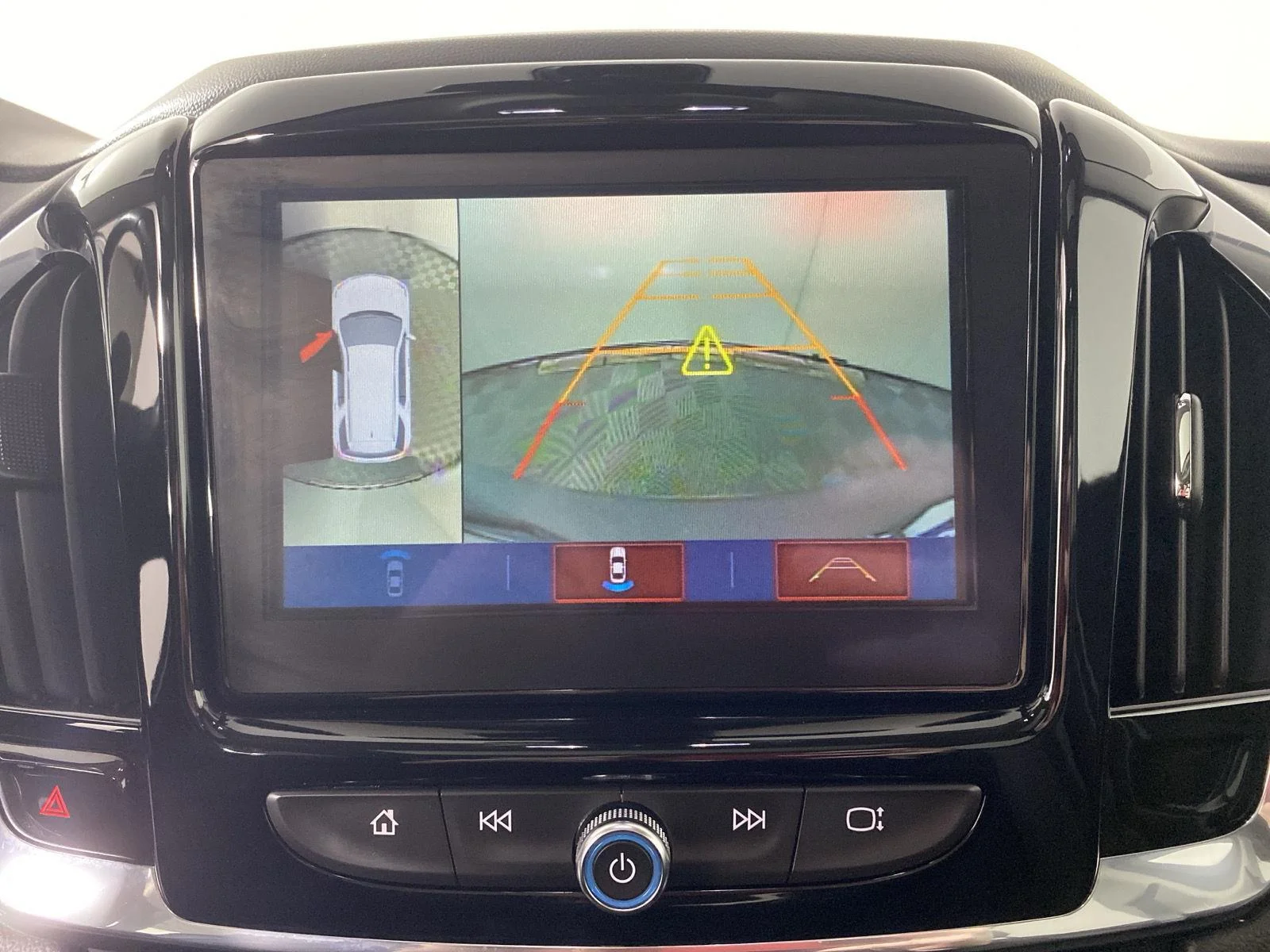Used 2019 Satin Steel Metallic Chevrolet Premier image 25