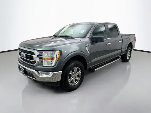 Used 2023 Carbonized Gray Metallic Ford XLT image 3