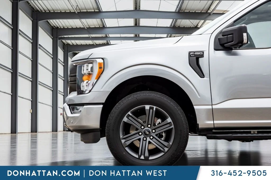 Used 2023 Silver Ford XLT image 32