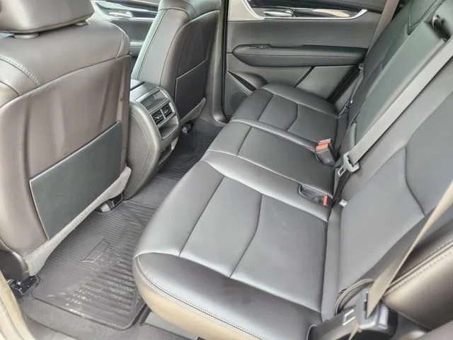 2025 Cadillac XT5 Premium Luxury - Photo 24
