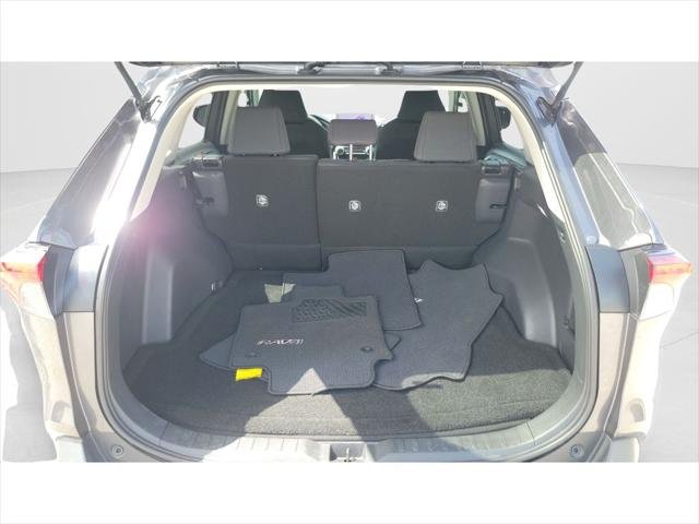 Certified Used 2024 MAGNETIC GRAY MET. Toyota  image 23