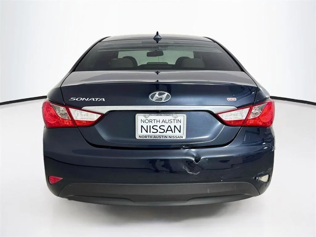 Used 2014 Blue Hyundai GLS image 6