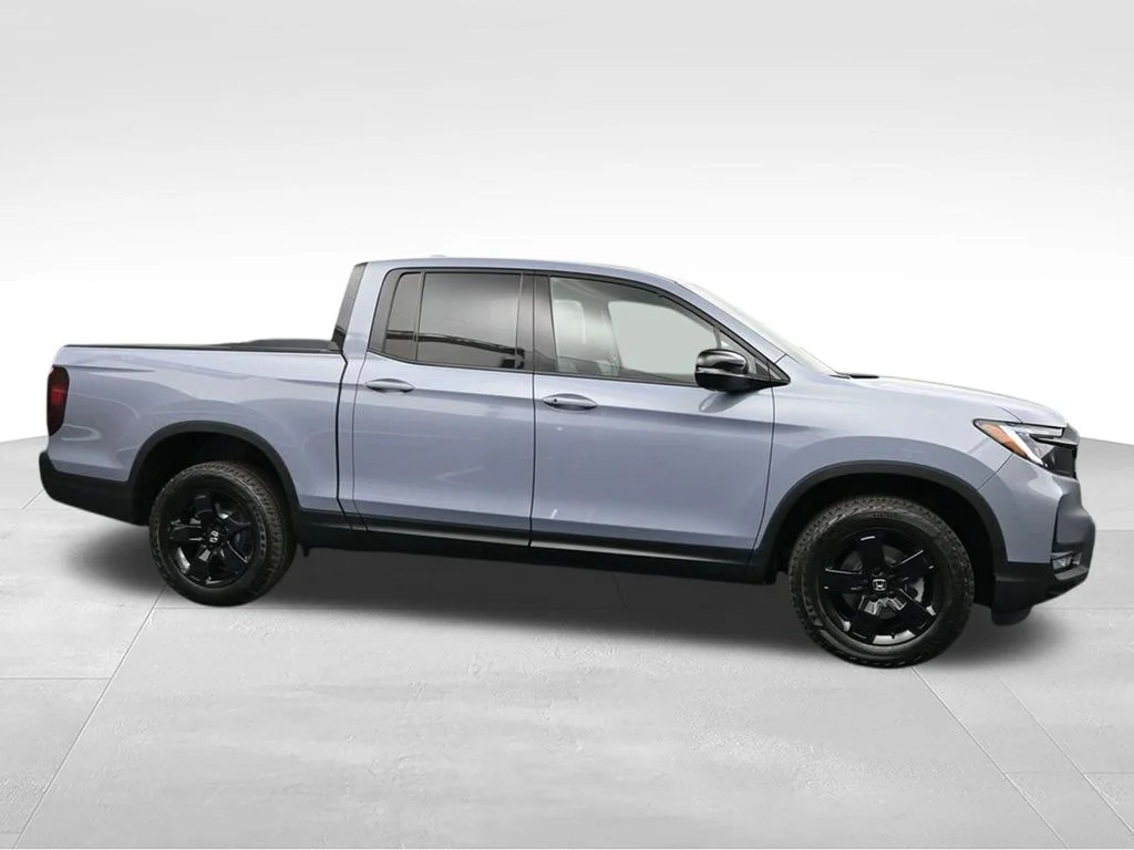 New 2026 Sonic Gray Pearl Honda Black Edition image 8