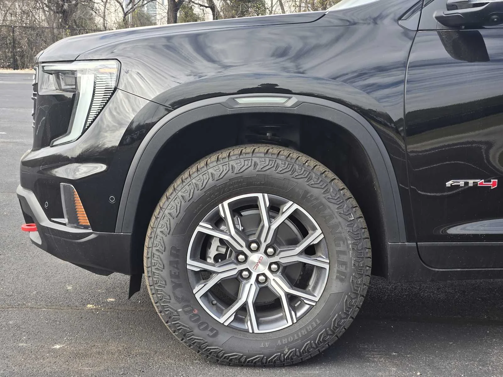 2026 GMC Acadia AT4 - Photo 6