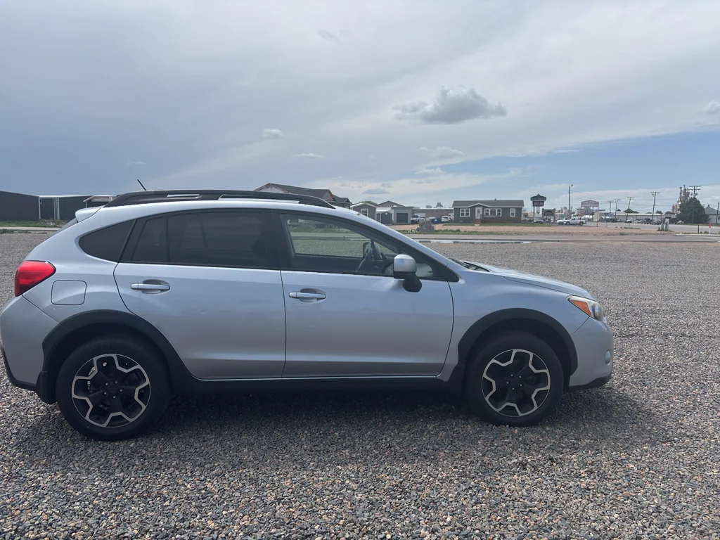 Used 2013 Ice Silver Metallic Subaru Premium image 13