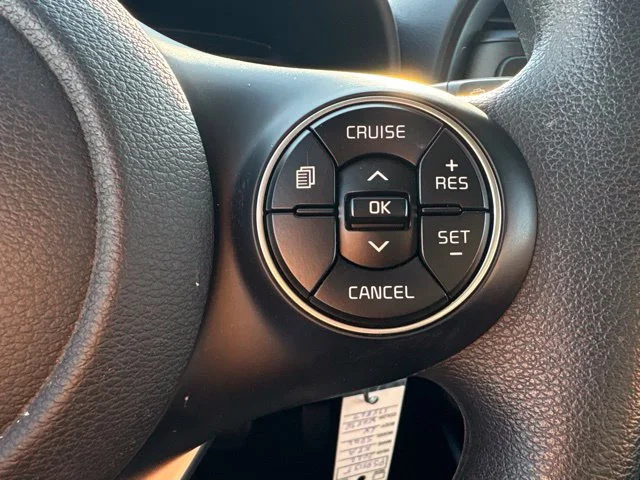 Used 2022 White Kia LX image 15