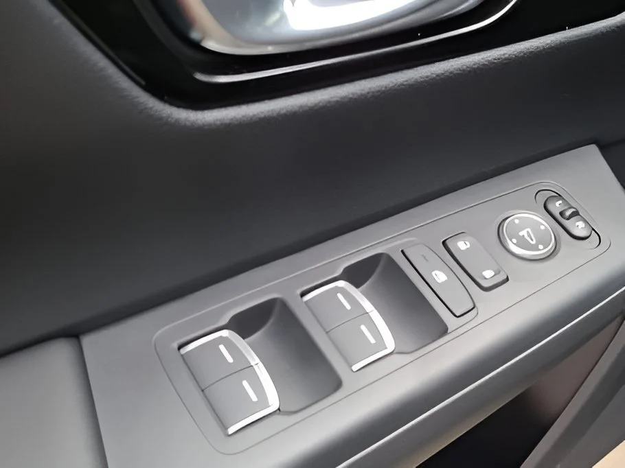 New 2027 Meteorite Gray Metallic Honda Sport Touring image 24