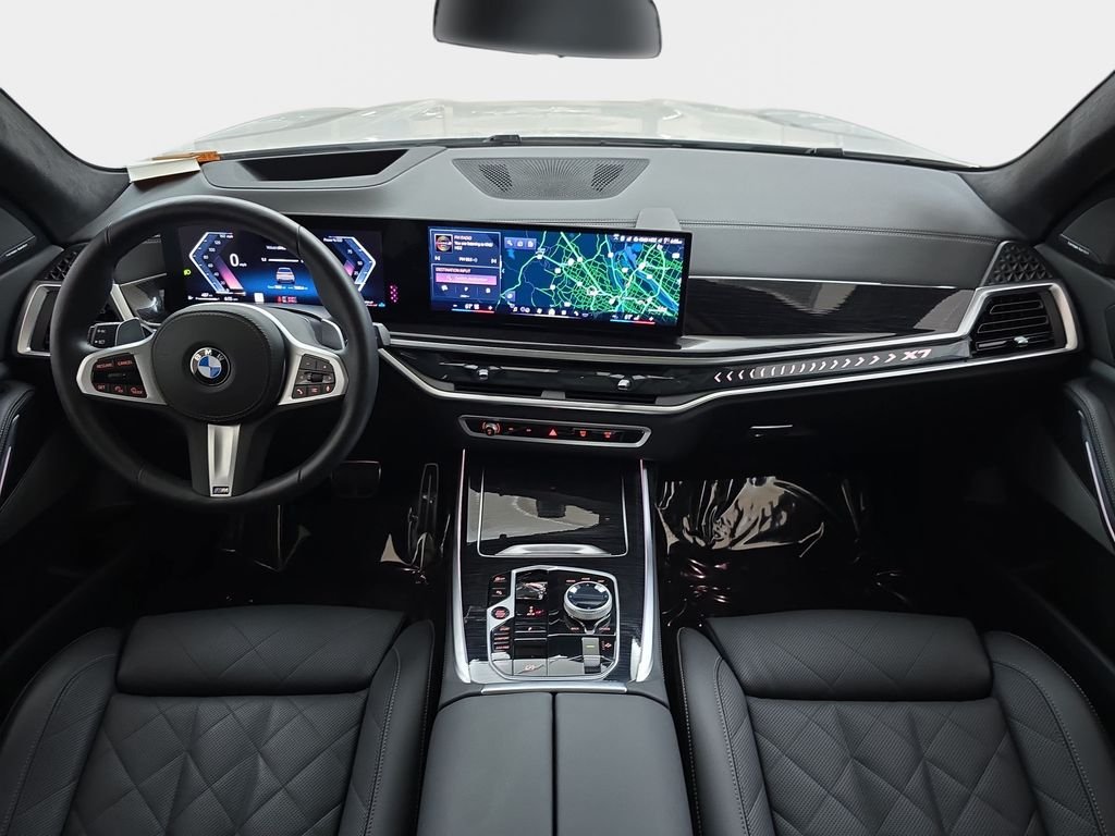 Used 2026 Alpine White BMW xDrive40i image 12