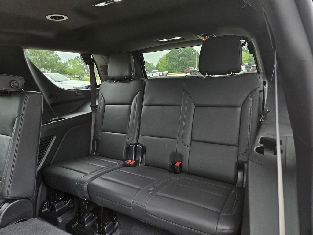 Used 2025 Black Chevrolet Z71 image 36