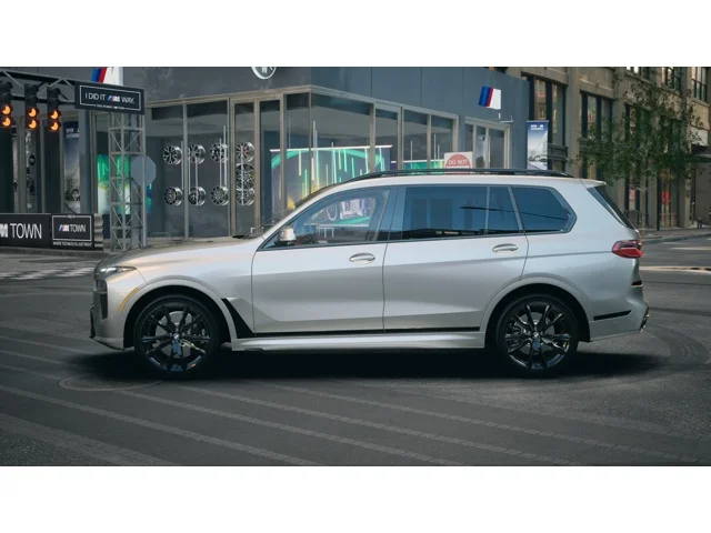 New 2027 Skyscraper Grey Metallic BMW  image 4
