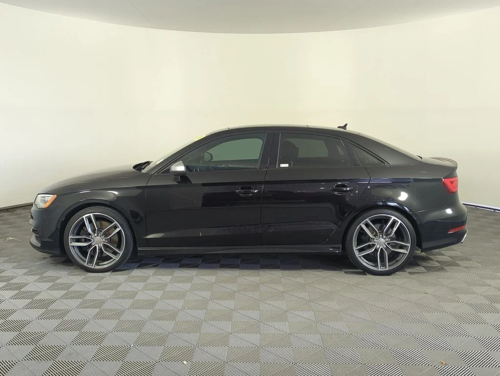 Used 2016  Audi 2.0T Premium Plus image 3