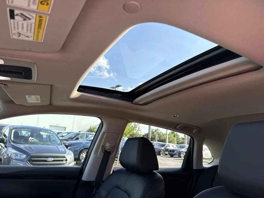 Used 2025  Honda EX-L image 26