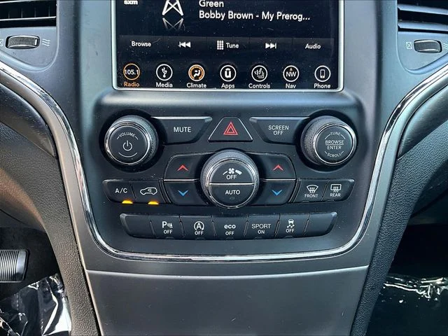 Used 2018 Gray Jeep Altitude image 16