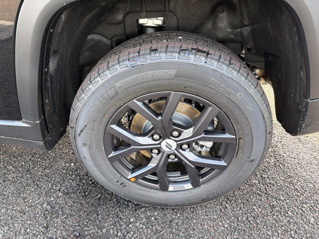 New 2027 High-Gloss Black Paint Jeep Laredo Altitude image 6