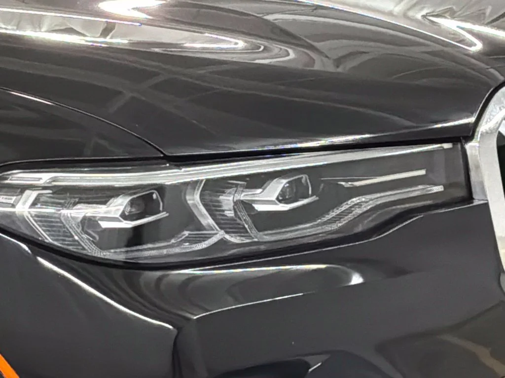 Used 2022 Jet Black BMW xDrive40i image 32